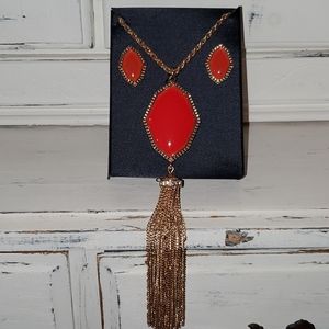 MIA Pendant Set -NWT